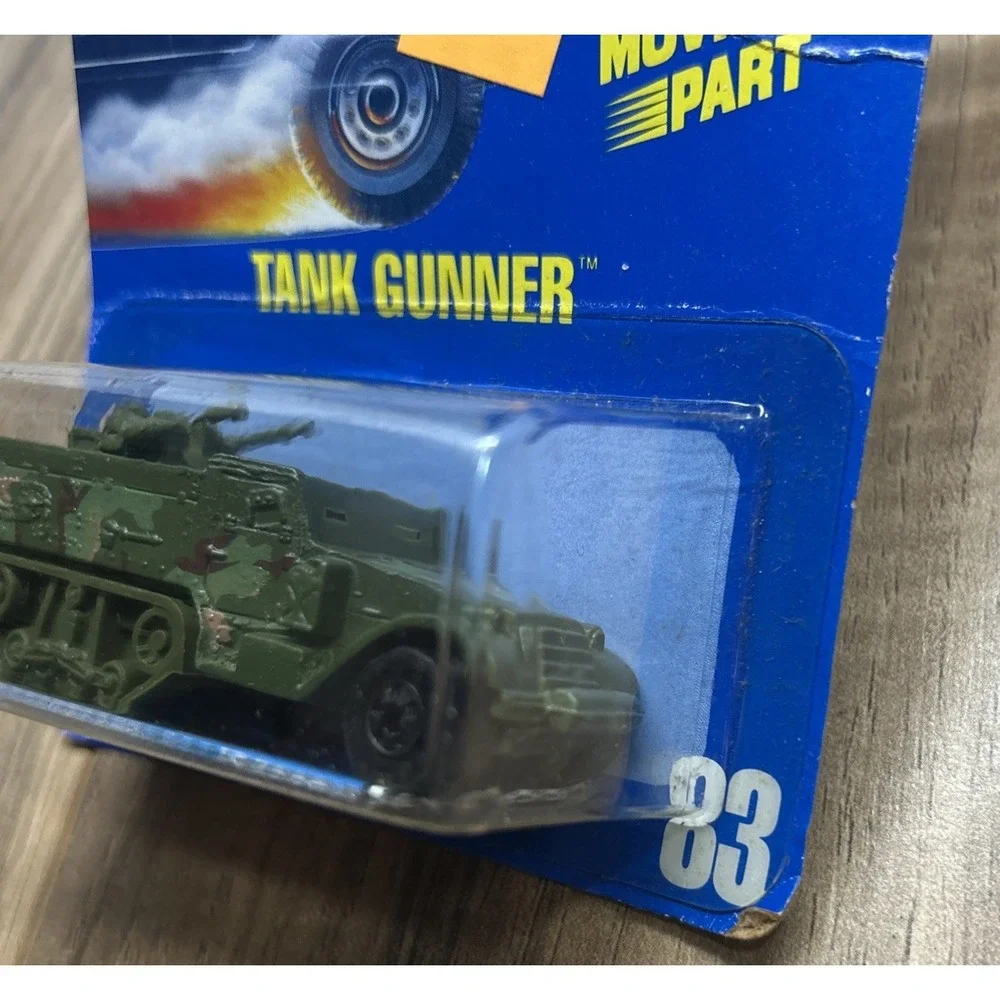 Hot Wheels 1989 Tank Gunner #83 – Rare Blue‎ Card Military Vehicle